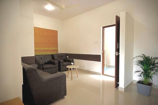 Airport Bliss Boutique Hotel Yelahanka Eksteriør bilde