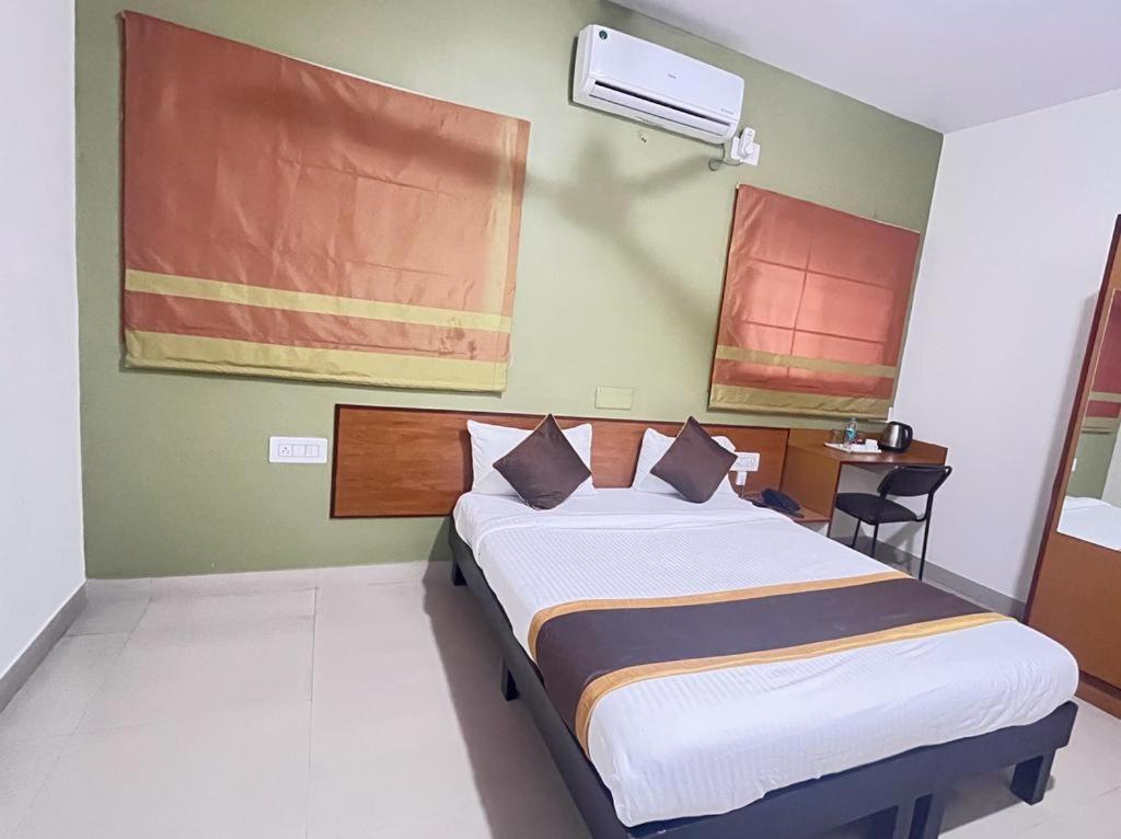 Airport Bliss Boutique Hotel Yelahanka Eksteriør bilde